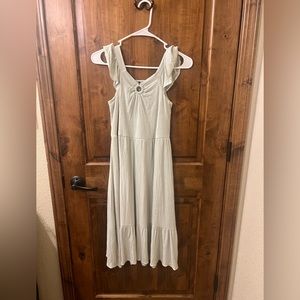 Sleeveless maxi dress